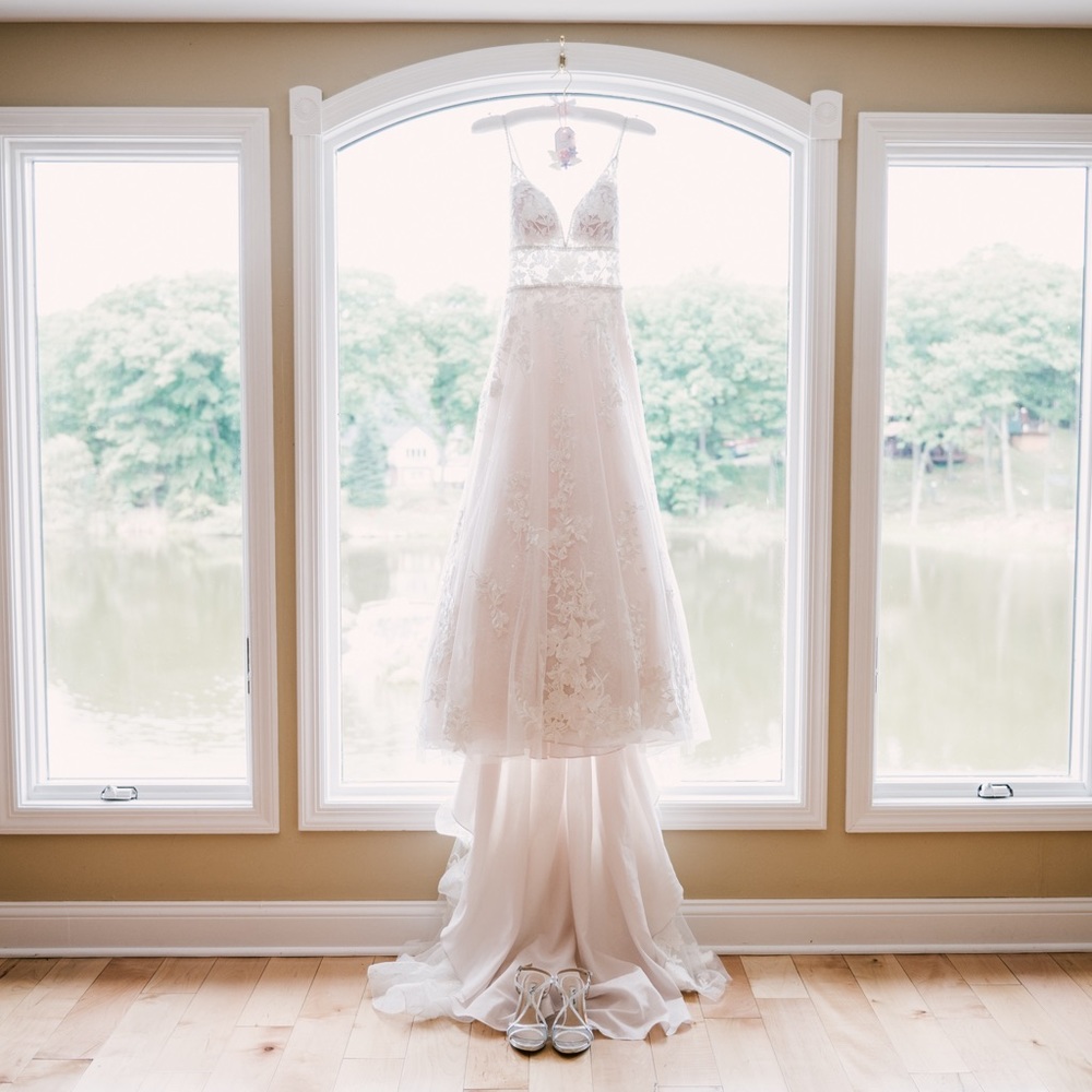 Morilee wedding dress size 8/10.